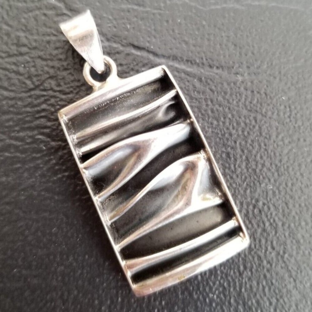 925 Sterling Silver Handcrafted Oxidized Cascading Waves Small Rectangle Pendant
